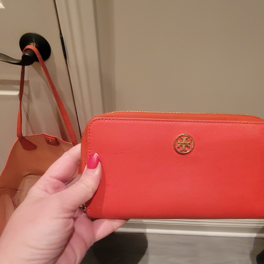 Tory Burch Orange Wallet with Gold Emblem